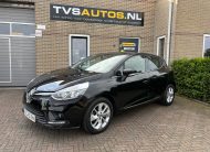 Renault Clio 0.9 TCE 5-Deurs Limited •Airconditioning / Navigatie / Parkeersensoren / LM-Velgen / Isofix / Winterbandenset• 1e Eigenaar & ZEER NETTE AUTO