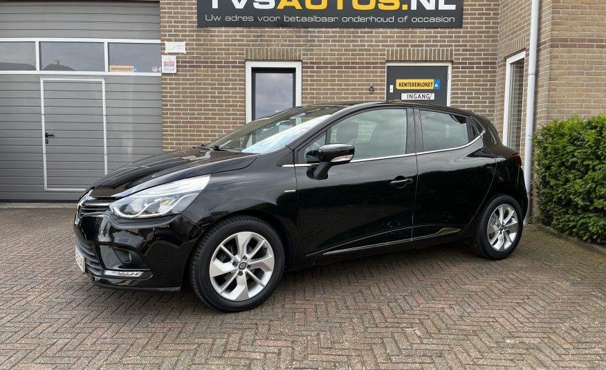 Renault Clio 0.9 TCE 5-Deurs Limited •Airconditioning / Navigatie / Parkeersensoren / LM-Velgen / Isofix / Winterbandenset• 1e Eigenaar & ZEER NETTE AUTO