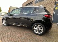 Renault Clio 0.9 TCE 5-Deurs Limited •Airconditioning / Navigatie / Parkeersensoren / LM-Velgen / Isofix / Winterbandenset• 1e Eigenaar & ZEER NETTE AUTO