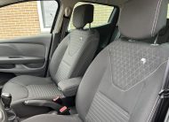 Renault Clio 0.9 TCE 5-Deurs Limited •Airconditioning / Navigatie / Parkeersensoren / LM-Velgen / Isofix / Winterbandenset• 1e Eigenaar & ZEER NETTE AUTO