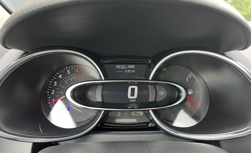 Renault Clio 0.9 TCE 5-Deurs Limited •Airconditioning / Navigatie / Parkeersensoren / LM-Velgen / Isofix / Winterbandenset• 1e Eigenaar & ZEER NETTE AUTO