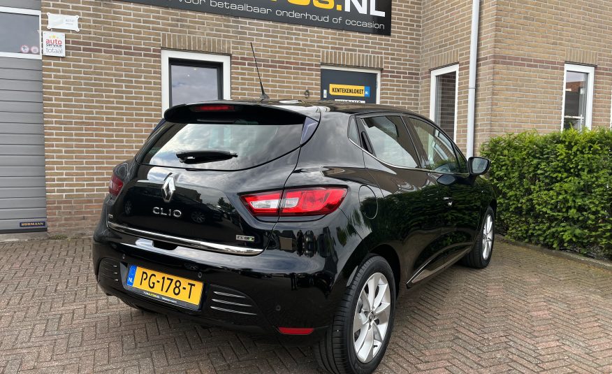 Renault Clio 0.9 TCE 5-Deurs Limited •Airconditioning / Navigatie / Parkeersensoren / LM-Velgen / Isofix / Winterbandenset• 1e Eigenaar & ZEER NETTE AUTO