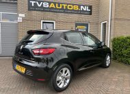 Renault Clio 0.9 TCE 5-Deurs Limited •Airconditioning / Navigatie / Parkeersensoren / LM-Velgen / Isofix / Winterbandenset• 1e Eigenaar & ZEER NETTE AUTO