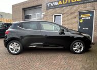 Renault Clio 0.9 TCE 5-Deurs Limited •Airconditioning / Navigatie / Parkeersensoren / LM-Velgen / Isofix / Winterbandenset• 1e Eigenaar & ZEER NETTE AUTO