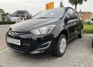 Hyundai i20 1.2i 5-Deurs FIFA World Cup Edition •Airconditioning / Stuurbekrachtiging / Electrische Ramen / Alarm• APK 31-01-2026