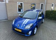 Renault Twingo 1.2 16v Collection •Airconditioning / Electrische Ramen / Radio CD / Striping / Achterspoiler•