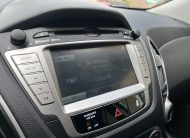 Hyundai ix35 2.0 i-Catcher AUTOMAAT •Lederen Bekleding / Panoramadak / All Season Banden / Trekhaak• NIEUWE MOTOR INCL. GARANTIE