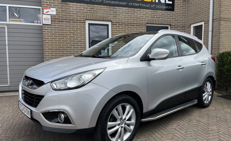 Hyundai ix35 2.0 i-Catcher AUTOMAAT •Lederen Bekleding / Panoramadak / All Season Banden / Trekhaak• NIEUWE MOTOR INCL. GARANTIE