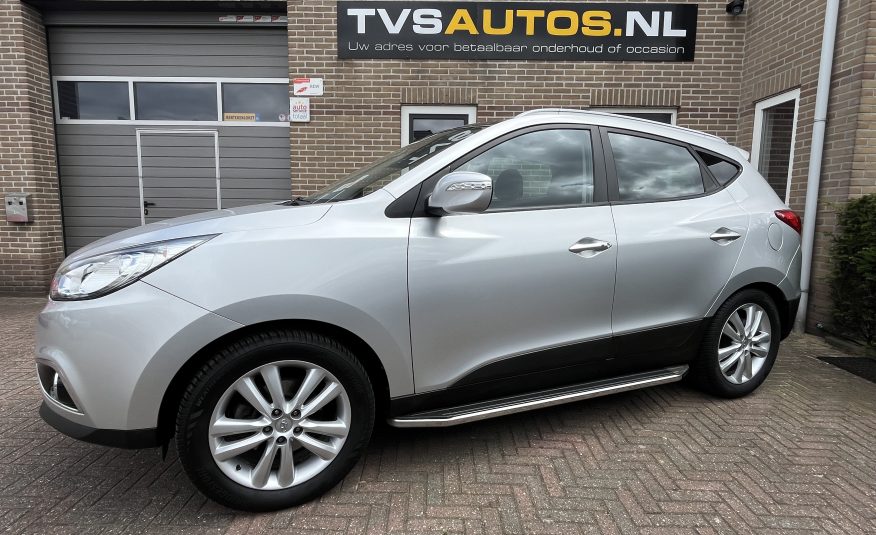 Hyundai ix35 2.0 i-Catcher AUTOMAAT •Lederen Bekleding / Panoramadak / All Season Banden / Trekhaak• NIEUWE MOTOR INCL. GARANTIE