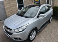 Hyundai ix35 2.0 i-Catcher AUTOMAAT •Lederen Bekleding / Panoramadak / All Season Banden / Trekhaak• NIEUWE MOTOR INCL. GARANTIE