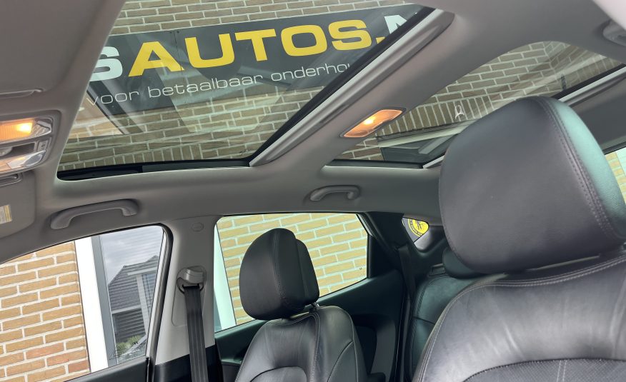 Hyundai ix35 2.0 i-Catcher AUTOMAAT •Lederen Bekleding / Panoramadak / All Season Banden / Trekhaak• NIEUWE MOTOR INCL. GARANTIE