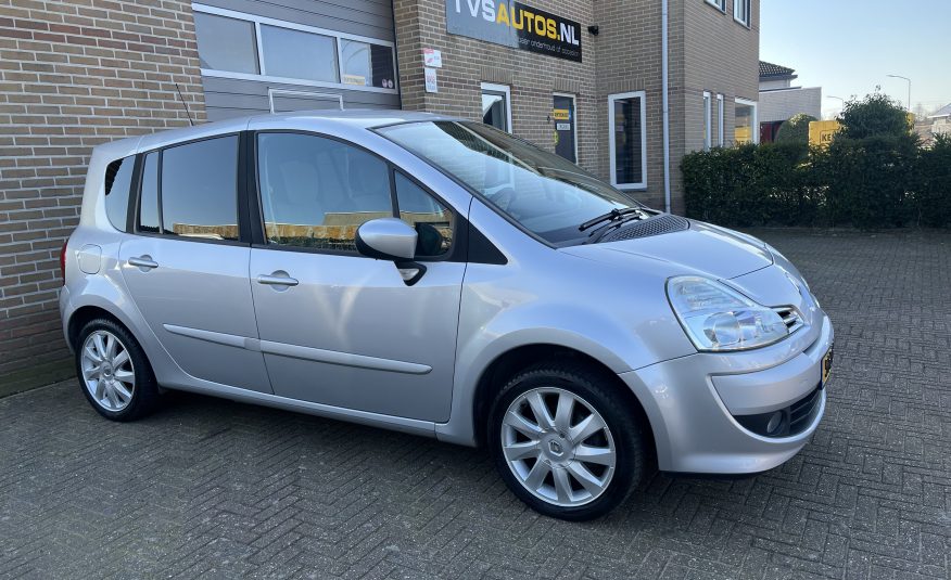 Renault Grand Modus 1.2 TCE •Automatische Airconditioning / Cruise Control / 16” LM-Velgen / Parkeersensoren / Trekhaak• 2e Eigenaar + NIEUWE APK APRIL 2026!