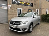 Dacia Sandero 0.9 TCe Lauréate 5-Deurs •Airconditioning / Cruise Control / Navigatie / Trekhaak / Winterbandenset• DEALER ONDERHOUDEN + NIEUWE APK BIJ AFLEVERING
