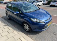 Ford Fiesta 1.25i Trend 5-Deurs •Airconditioning / All Season Banden / Radio CD• NIEUWE APK 09-2026!