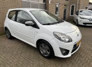 Renault Twingo 1.2 16v Night & Day •Airconditioning / All Season Banden / Cruise Control / Half Leder / Losse Achterstoelen• NIEUWE APK 12-2026!